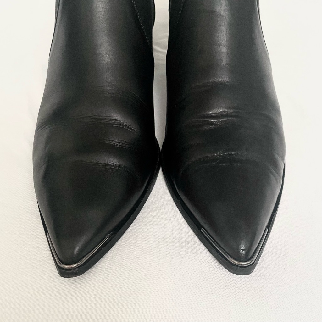 Acne Studios Size 40 Jenny Black Pointed Toe Low Ankle Chelsea Bootie/Boots — image 3 of 8